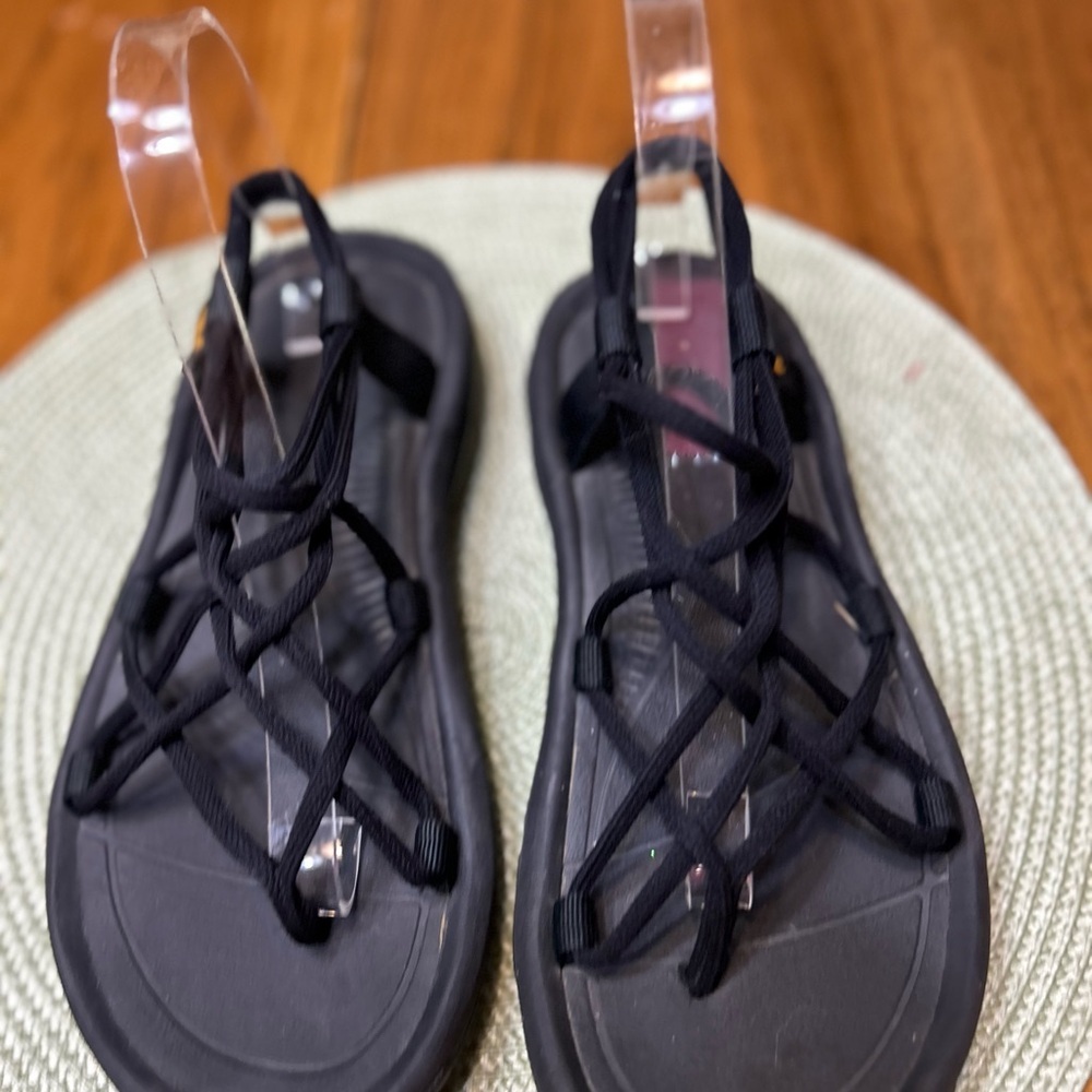 Teva Women's Strappy Black Sandals hurricane xl infinity sandal size 9 - Picture 7 of 9